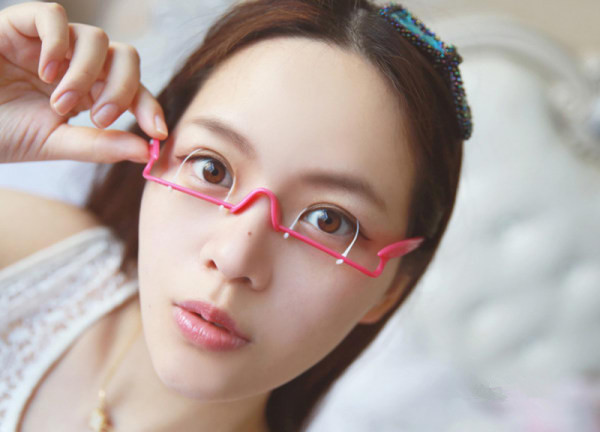 “雙眼皮神器”網(wǎng)上熱賣，當心佩戴不當患眼疾！