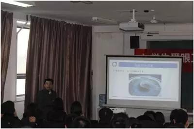 關(guān)注大學生視力健康，普瑞眼科走進河南司法警官職業(yè)學院